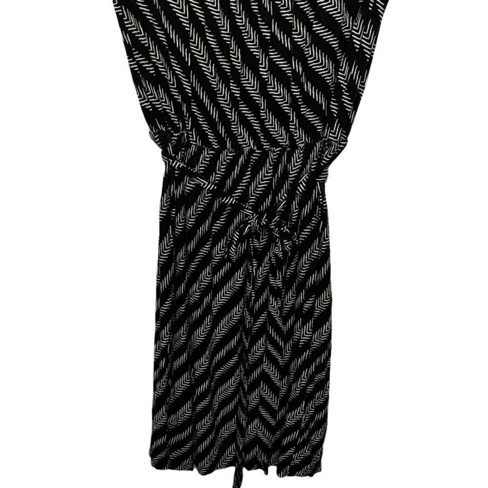 Loft Dress - Picture 3 of 5